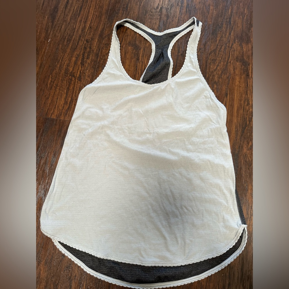 Lululemon heathered silver loose fit tank